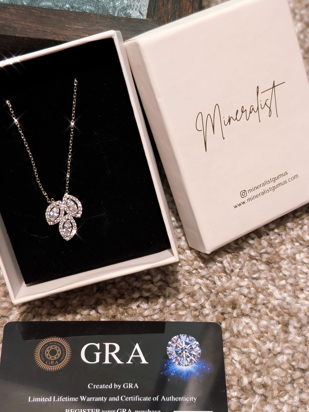 Mineralist 925 Sterling Silver Three Leaf Zircon Necklace